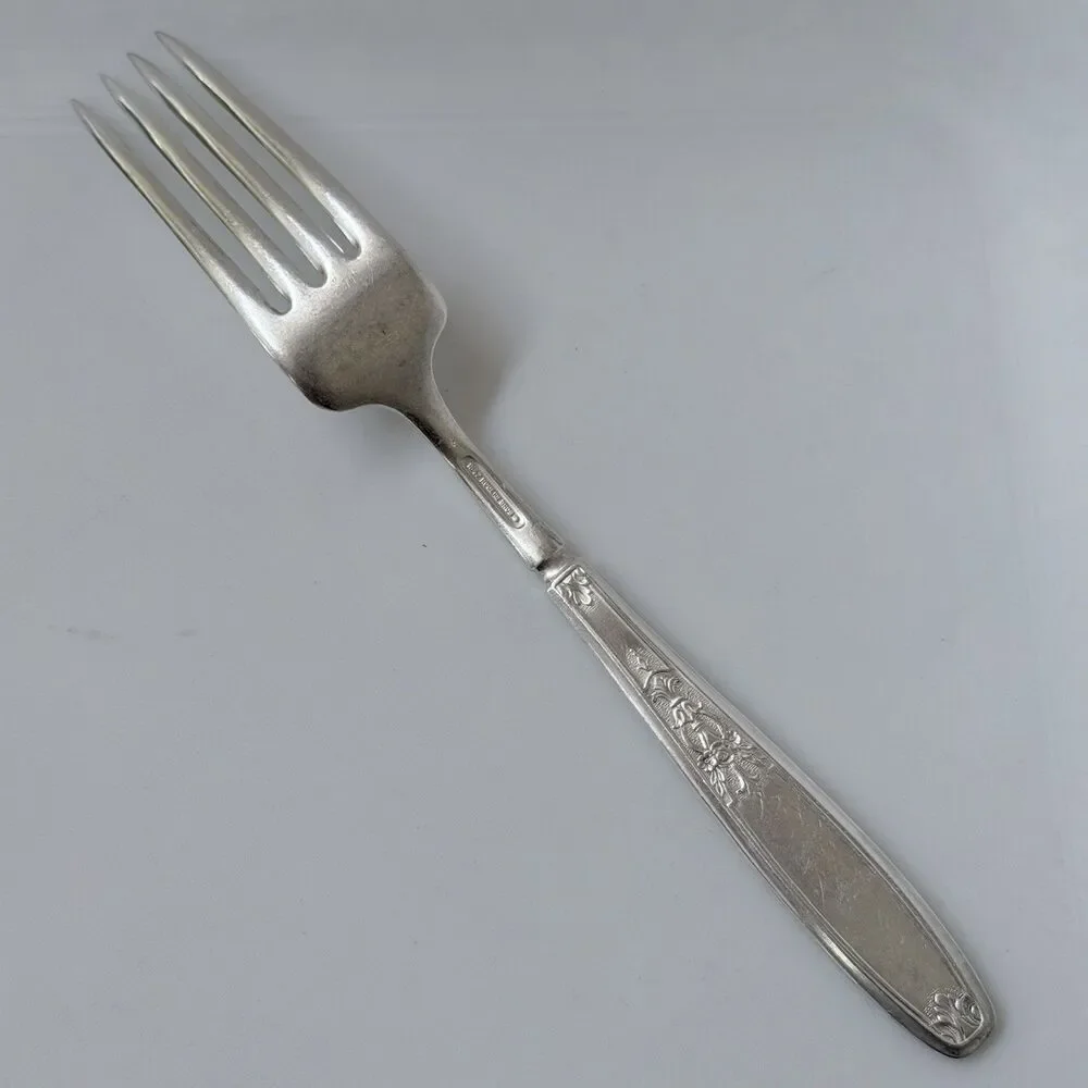 4pc 1847 Rogers Bros Ambassador Silverplate 1919 Dinner Forks 7 3/4” Solid Handl